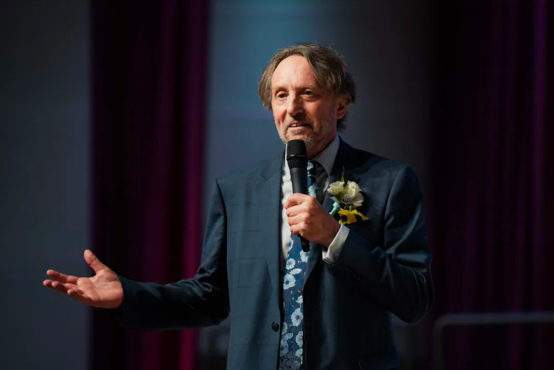 Geoff Cocksworth  深圳市前海國王國際學校創?？傂ｉL